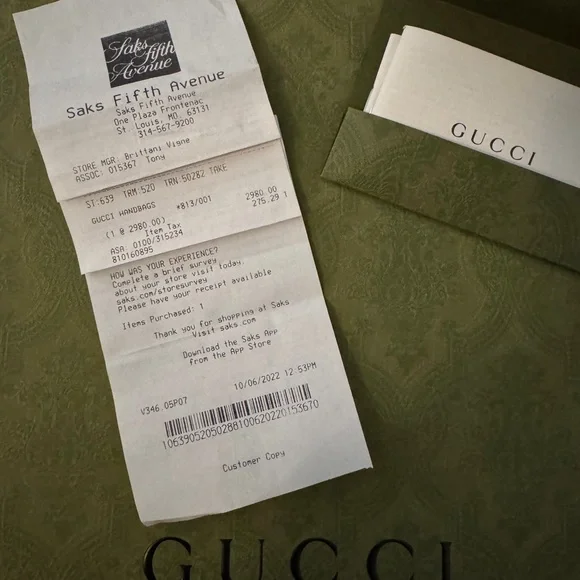 Gucci GG MARMONT MATELASSÉ MEDIUM SHOULDER BAG Black with Antique Silver - Picture 10 of 10